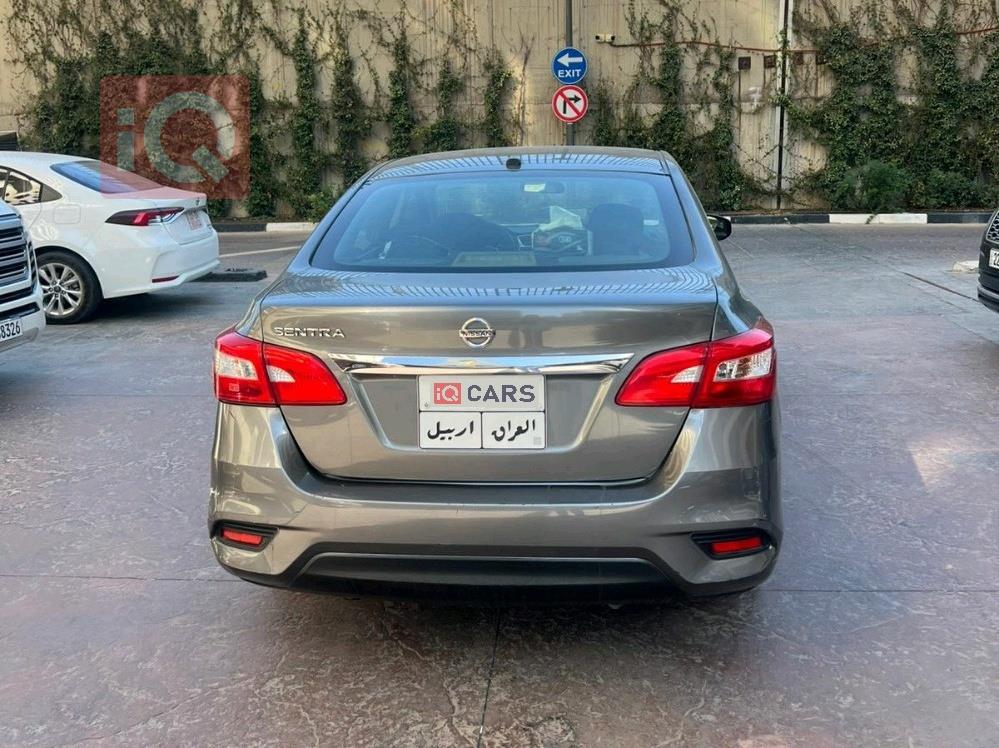 نيسان سنترا